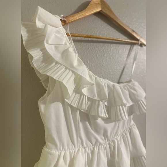 DO+BE White One-Shoulder Ruffle Romper - Picture 7 of 13